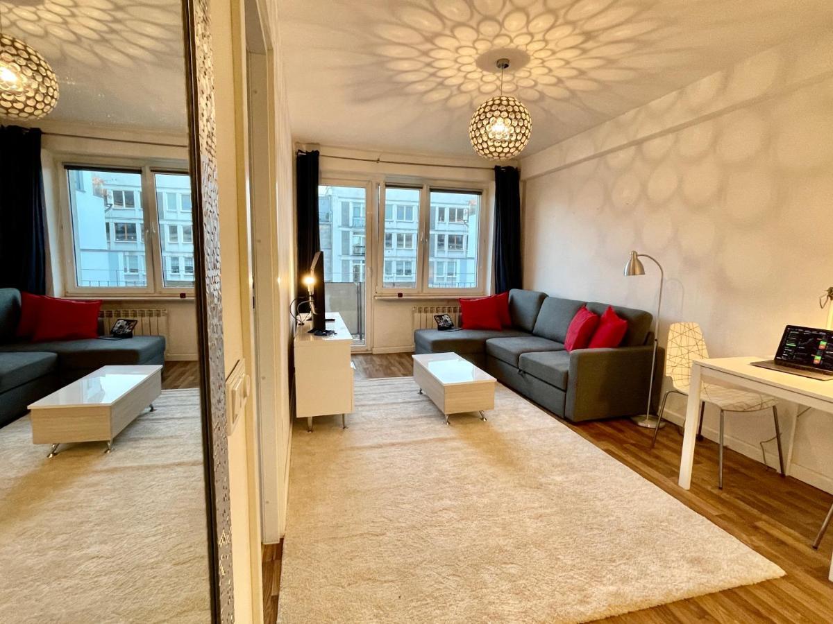 ワルシャワDecor 2 Metro Fast Wifi 55'Tv Netflix Hbo Cozyアパートメント エクステリア 写真
