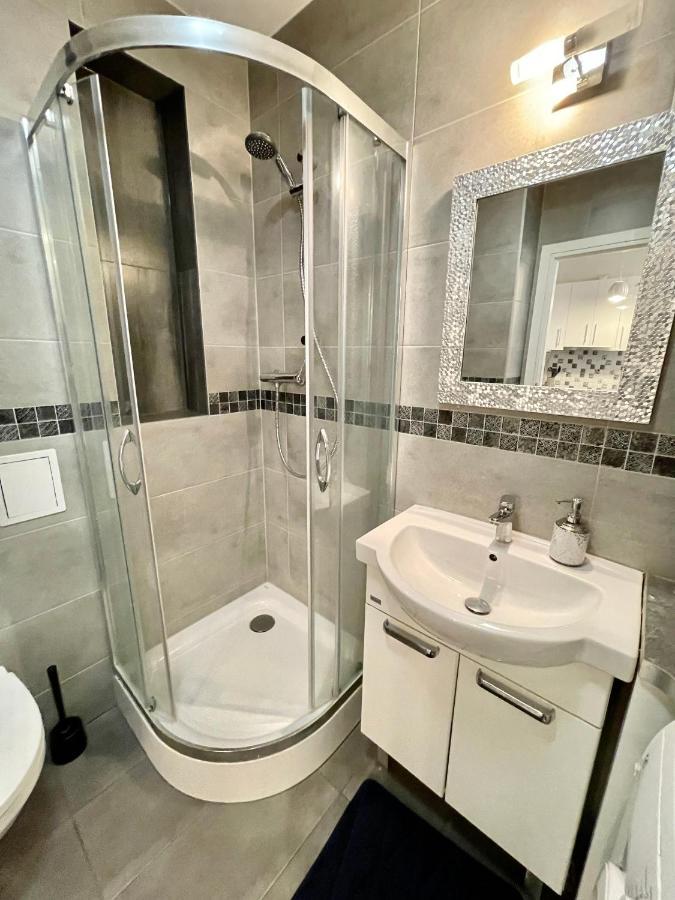 ワルシャワDecor 2 Metro Fast Wifi 55'Tv Netflix Hbo Cozyアパートメント エクステリア 写真