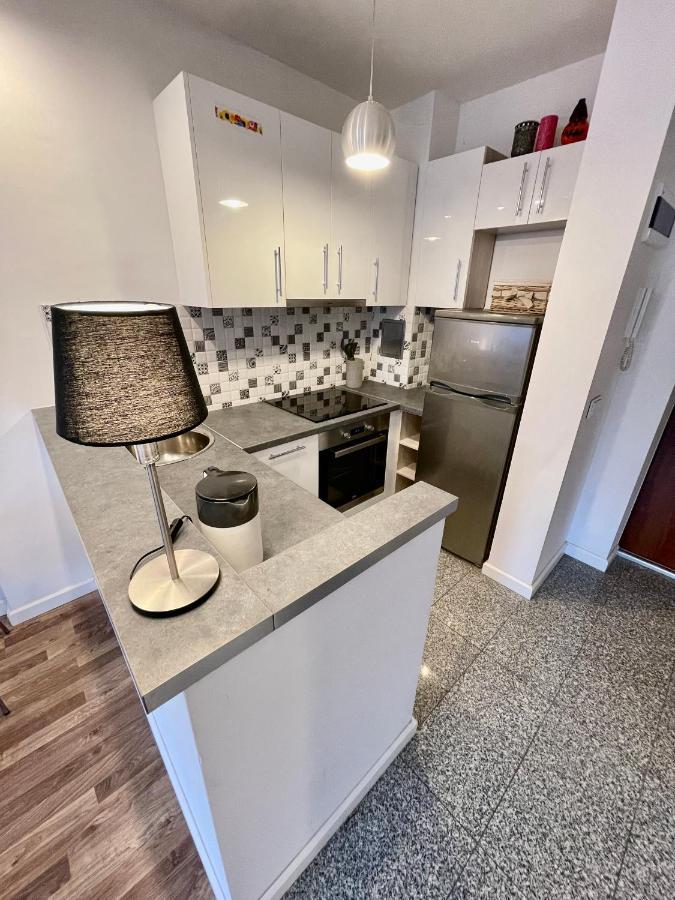 ワルシャワDecor 2 Metro Fast Wifi 55'Tv Netflix Hbo Cozyアパートメント エクステリア 写真